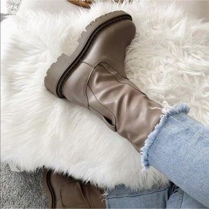 H&M Chelsea Boot